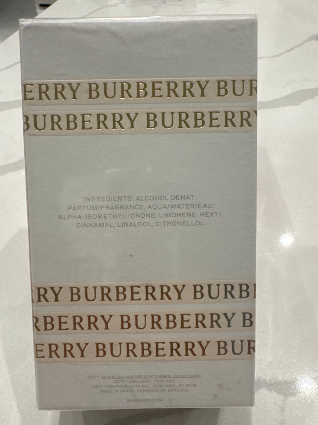 Disponible ✨  

Perfume Burberry Her Elixir 🌸  
100% original  
Nuevo y sellado 🔒  

Aroma dulce, elegante y duradero 💖  
Perfecto para uso diario o regalo 🎁  

💵 $195 cash  
🚚 $215 envío incluido  

Compra aquí 👇  
q0rf0r-9n.myshopify.com