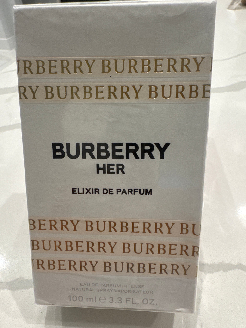Disponible ✨  

Perfume Burberry Her Elixir 🌸  
100% original  
Nuevo y sellado 🔒  

Aroma dulce, elegante y duradero 💖  
Perfecto para uso diario o regalo 🎁  

💵 $195 cash  
🚚 $215 envío incluido  

Compra aquí 👇  
q0rf0r-9n.myshopify.com